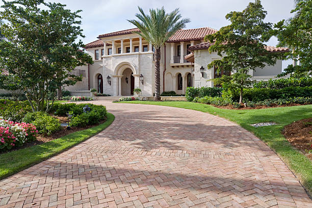 Best Driveway Paving Contractor  in Bluffton, IN
